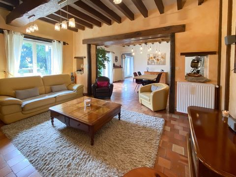 À Vendre maison de 177m2 avec son terrain de 3189m2 à Ecommoy
