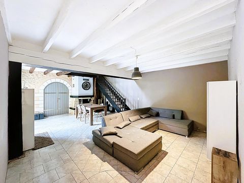 Maison semi-troglodyte de caractère 3 chambres