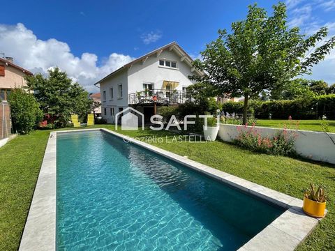 Maison familiale avec piscine et terrain aboré de 700 m²