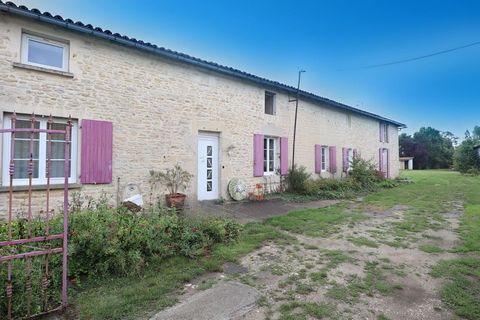 Maison 6 chambres avec nombreuses dépendances sur terrain de 10850m2