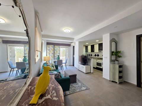 Discover this beautiful ground floor apartment in GANDIA BEACH, completely renovated and ready for you to move into! This modern and minimalist apartment stands out for its elegant and functional design. The kitchen, which is next to the living room,...