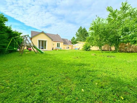 Maison indépendante 3080 m2 de terrain