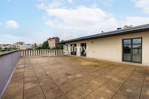 MAGNIFIQUE T5 EN DERNIER ETAGE AVEC 90M² DE TERRAS