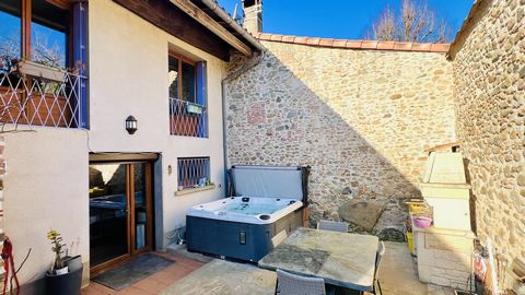 Maison de village avec garage et jardin entre Albi et Castres.