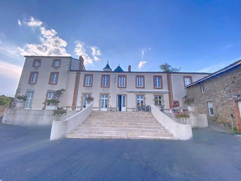 Maison de maître du XVIe siècle, entièrement rénovée en 2008