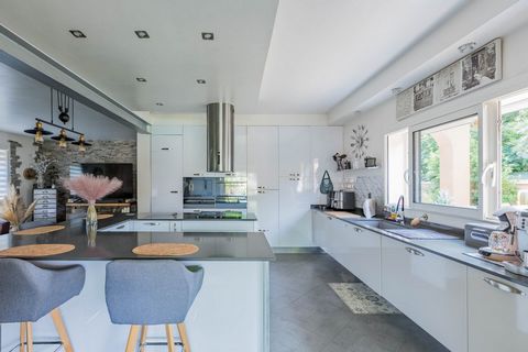 Jolie Villa 6 pièces 135m2 avec piscine