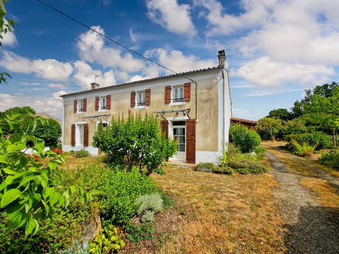 Maison à vendre 5 pièces proche de SURGERES (17)