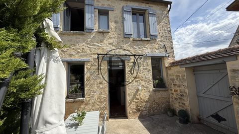 L’AGENCE DAVID DA FONSECA IMMOBILIER VOUS PROPOSE EN EXCLUSIVITE À BOURRON MARLOTTE. BELLE MAISON ANCIENNE PLEINE DE CHARME ET TRES BIEN ENTRETENUE OFFRANT UNE SURFACE AU SOL DE 94M2 ET UNE SURFACE UTILE DE 115M2. L’ENSEMBLE OUVERT SUR UN AGREABLE JA...