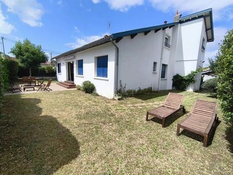 Maison familiale non mitoyenne au pied du bus G