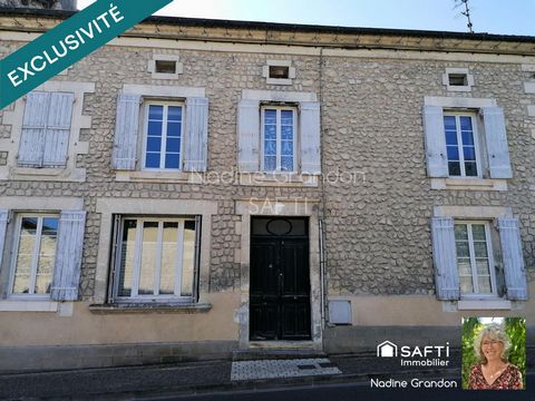Maison de caractère avec extérieur et garage – Centre de Chalais