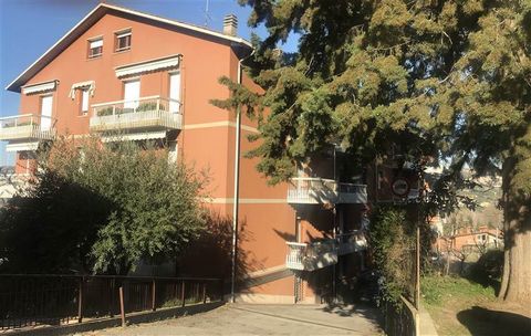 ALTRA PERIFERIA, PERUGIA, Apartment for sale, Habitable, Heating Centralized, Energetic class: G, placed at 3°, composed by: 3 Rooms, Separate kitchen, , 1 Bathroom, Price: € 58,000