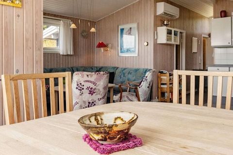 Family friendly holiday cottage located in beautiful, natural surroundings. The house has a bright furnishing. Towards south there are two terraces, in two levels, where you can enjoy the sun.