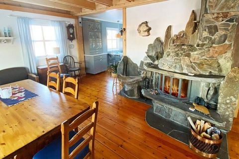 Holiday home with a panoramic view of the archipelago and the ocean. Cozy holiday home with a fireplace in the living room. Outside there is a large terrace with great view. Internet speed: 200 Mbits. TV via internet/fiber: Norwegian, German, and int...
