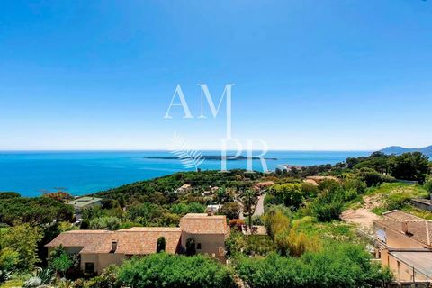 Villa de charme Cannes Super Cannes - Villa de 355 m2 - Vue Mer Panoramique -