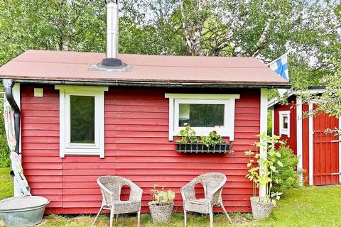 Welcome to an idyll in the countryside outside Södertälje in southern Stockholm, close to both bathing lake, forest and big city. The site consists of a large and flat lawn, perfect for games and play. The plot has many fruit trees and berry bushes, ...