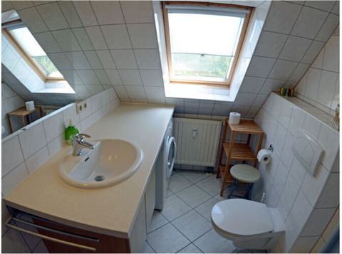 Die Ferienwohnung Finnja bietet Ihnen auf ca. 78m² alles was das Herz begehrt. Obere Etage: Wohn- Essbereich mit Sitzecke und gemütlicher Couch, TV/ Sat (Flatscreen), Radio/ CD, Internet (WLAN), offene komplett ausgestattete Einbauküche mit 4- Platte...