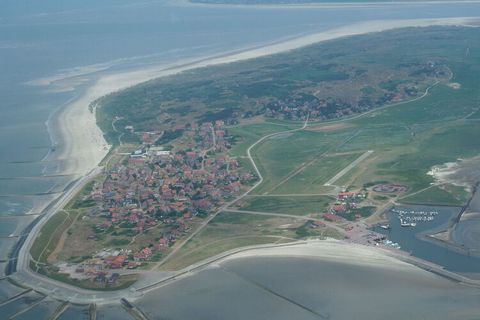 La posizione dell'appartamento non lascia nulla a desiderare. Brevi distanze dal centro città e dalla spiaggia. Il parco giochi sulla West Beach è l'ideale per i bambini.