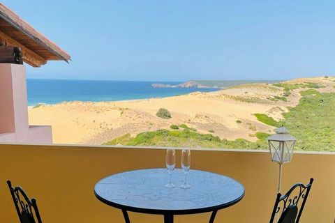 Accogliente appartamento sulla spiaggia a Torre dei Corsari in Sardegna. Per single o coppie - con meravigliose viste sulla spiaggia e tramonti spettacolari.