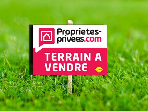 Terrain composé de 3 parcelles : 2 parcelles constructibles de 800 m2 1 parcelle AU de 3752 m2 Non viabilisé. Prix : 47 000 euros Honoraires à charge vendeur Pour visiter et vous accompagner dans votre projet, contactez Laetitia QUÉMART, au 061988928...