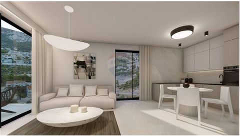 Location: Splitsko-dalmatinska županija, Makarska, Makarska. ID CODE: 300501005-522-cc Katarina Šarić Agent s licencom Mob: +385 95 828 4392 Tel: 023299096 E-mail: k.saric@remax.hr https://www.remax.hr/Complete1