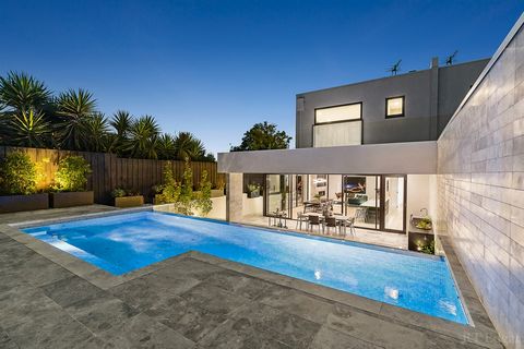 Leading the way in contemporary design, this architecturally stunning residence exemplifies superior quality and remarkable style while redefining modern family luxury in this sought-after pocket of Glen Iris, bordering Camberwell and Hawthorn East. ...