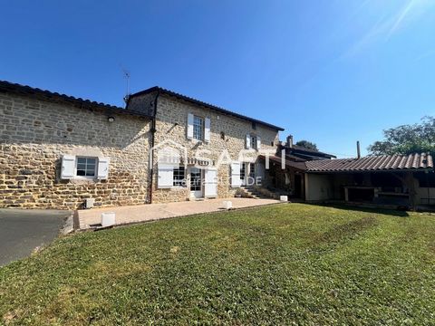 Magnifique propriété en pierre de 270 m2 sur terrain clos de 1735 m2