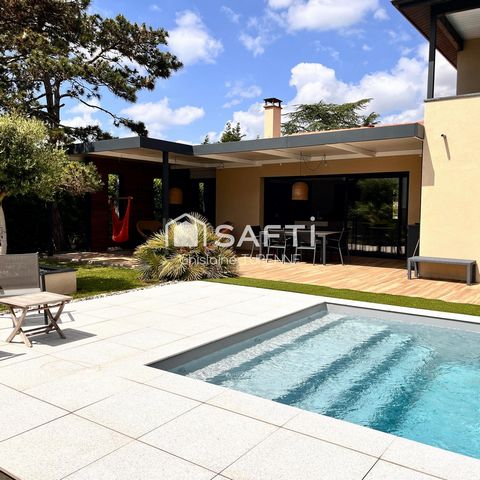 Originale contemporaine avec piscine