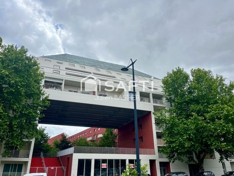 Bordeaux jardin botanique - première ligne grand T3 de 80m2 avec 2 chambres, terrasse