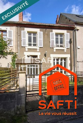 Sa structure solide et son charme d'antan offrent une base parfaite pour créer un cocon à votre image. Avec un peu d'imagination et des travaux, cette maison a tout pour devenir un véritable bijou.
