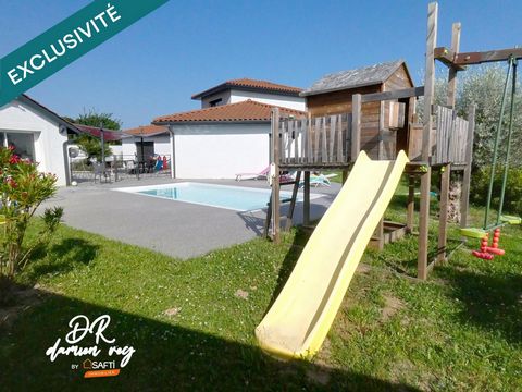 Villa 219m², 4 chambres, 1 bureau, 2 SdD, 3 WC, piscine chauffée, garage 2 véhicules