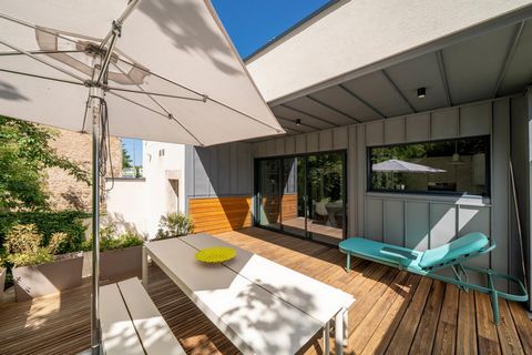Maison familiale + local pro + jardin en plein centre : un bien polyvalent et rare !