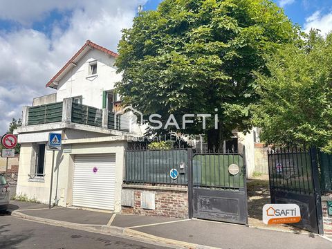 Grande maison avec deux zones distictes.