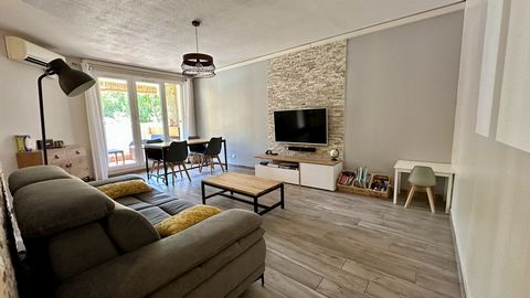 MARSEILLE 10EME, APPARTEMENT DE TYPE 3 AVEC TERRASSE ET PLACE DE STATIONNEMENT !
