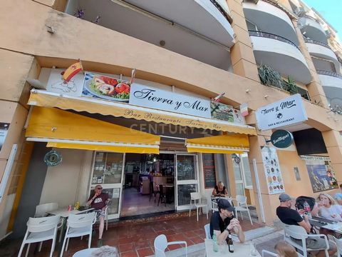 REF 0093-01979 TRASPASO DE RESTAURANTE Oportunidad única de adquirir un restaurante completamente operativo en una de las zonas más turísticas de Benalmádena. Tierra y Mar cuenta con una clientela consolidada, una ubicación estratégica cerca del mar ...