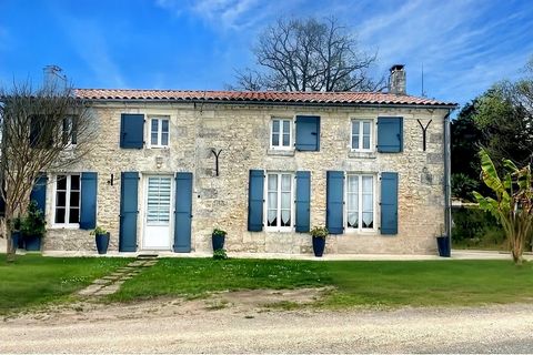 Magnifique Charentaise avec Jardin Paysagé, Piscine et Tiny House
