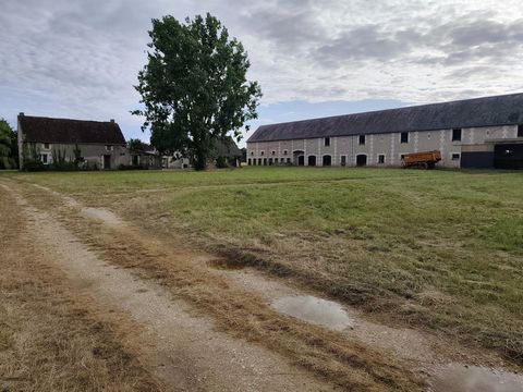 À vendre – Ensemble immobilier avec dépendances sur environ 1,5 hectare – Le Liège (37460)