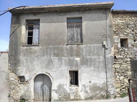 Lappa, Episkopi, Renovatie Te koop, 88 m², In perceel 842 m², Status van het pand: Vereist totale renovatie, 2 Verdiepingen, Uitzicht: Bergen + Zee, Energiecertificaat: Niet vereist, Kenmerken: Balkons, Voor investering, Stonestone, Traditioneel huis...