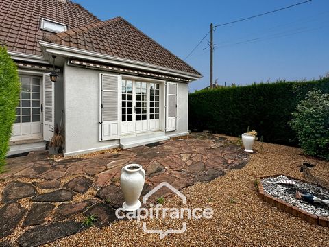 ? À vendre Maison familiale de 150 m² sur sous-sol complet au cur de Parigné-lÉvêque (1970) 5 chambres Terrain clos et arboré de 766 m²