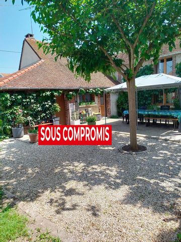 BELLE MAISON DE VILLAGE PROCHE COMMERCES ET GROUPE SCOLAIRE