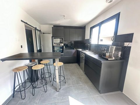 Maison de plain-pied, 4 chambres, jardin clos