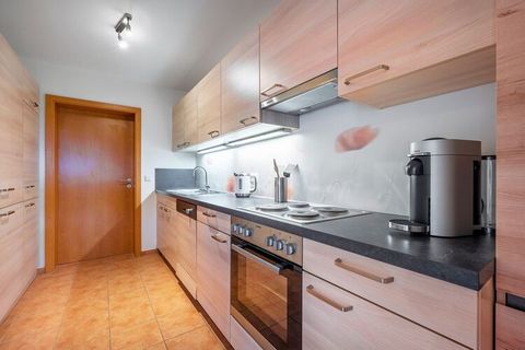 Come and relax in the modern furnished apartment on the Swabian Alb (Nellingen) on a small, privately run horse farm. You can spend quality time in the beautiful garden. This place is ideal for small families. The horse breeding is outside the villag...