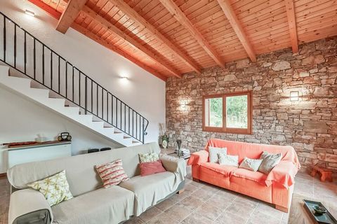 Why stay here This endearing holiday home in Montseny is a good base to explore Catalonia and the Spanish coast. It has a private swimming pool for an amazing family holiday. It is a short walk from the town center with various amenities and offers p...