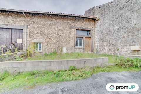 This house located in a typical hamlet of Limousin, it is located in the commune of Chateauponsac in the department of Haute-Vienne, in the Nouvelle Aquitaine region. Close to the school (school bus), all shops and all amenities. This old barn of 300...