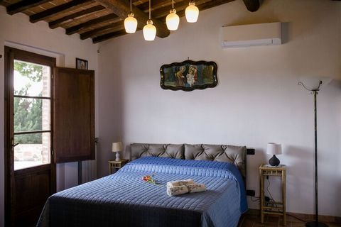 Villetta Armaiolo is a cozy cottage located in one of the most evocative and enchanting areas of Tuscany: Crete Senesi. At a short driving distance to Rapolano, well known for its thermal baths, Villetta Armaiolo is immersed in the greenery of the su...