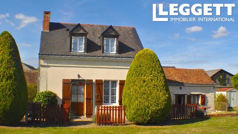 A16146 - Situated in a small hamlet between Courleon and Vernoil, which is a vibrant village with a range of commerce including bars, restaurant, boulangerie, vets and supermarket. Saumur, Bourgueil and the Loire are all within 20 minutes and this lo...