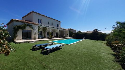 Nice village with all shops, groceries, chemist cafe/restaurant, 20 minutes from Beziers, 20 minutes from the motorway and 25 minutes from the coast. Superb and elegante architect conceived villa (2016), in an enchanting setting and breathtaking view...