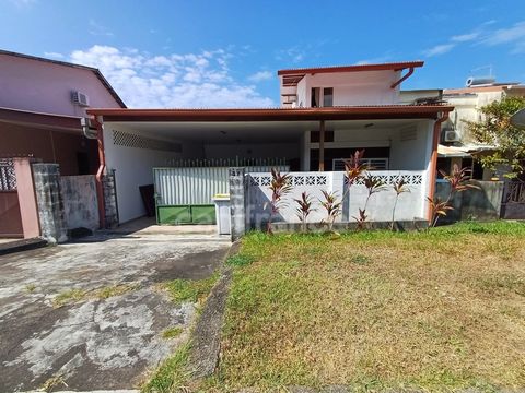 Dpt Guyane (973), à vendre CAYENNE maison T4 de 90 m² - Terrain de 145,00 m²