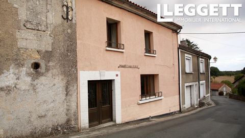 A16289 - Ideal lock up and leave holiday home located in a small village 10 minutes from Mareuil. The property has spacious rooms and an attached garden. There is a bakery just a few paces away. Information about risks to which this property is expos...