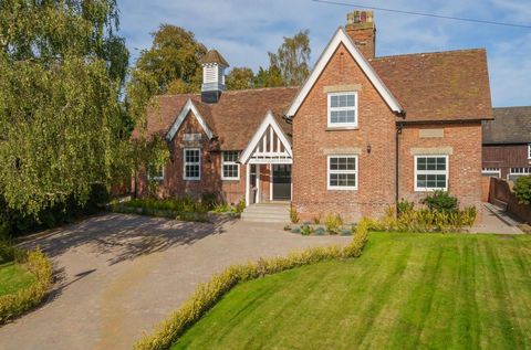 £1,500,000 - £1,600,000 Guide price. Historic village residence with views over The Green. Elegant contemporary interiors. Stylish modern kitchen/ family room & separate utility room. Grand entertainment space with vaulted ceilings. Four bedrooms, th...