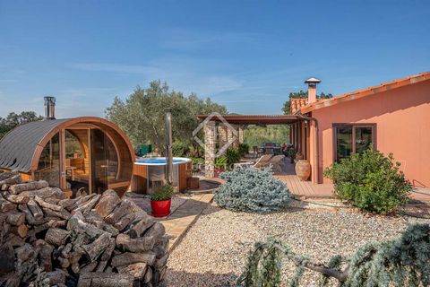 Nestled in the serene heart of Alt Empordà, between two charming villages, lies an exquisite property offering a perfect blend of luxury, sustainability, and agricultural promise. With uninterrupted views stretching to the majestic Pyrenees, this est...